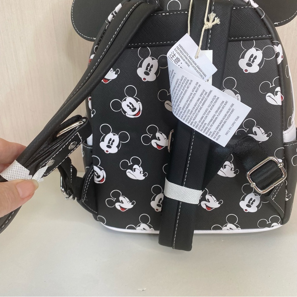 NWT Loungefly Disney Parks Mickey Mouse Backpack Black and White - Picture 4 of 8